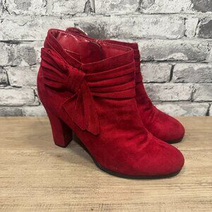 EUC IMPO Women's Red Bow Heeled Boots Size 10M